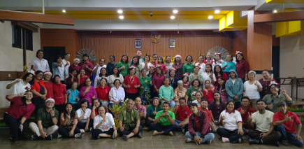 Foto bersama Komunitas Pendidikan Yayasan Gembala Baik